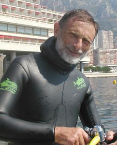 Algérie - Jean-Georges Harmelin. Ancien directeur de recherches au CNRS «L’or rouge 'corail' peut déchaîner de grands appétits»