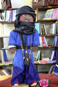 Les poupées algériennes (Touareg)  Créations de Mme Kara Mohamed, chacune représentant un costume régional