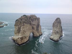 Pigeon's Rock-beirut-???? ???