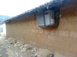 il y a le climatiseur??