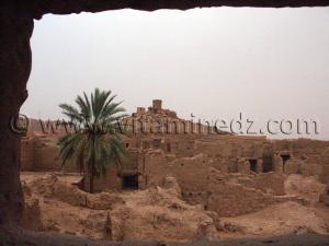 Moghrar Ettahtani ou Kalat Cheikh Bouamama, Ksar en ruine et mosquée rénovée photos Juillet 2005