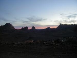 11M- à la tombée de la nuit... pas encore arrivés !