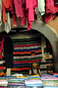 Commerce d'étoffes .fg