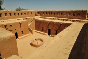 Bordj du pere de Foucauld d'en haut .fg