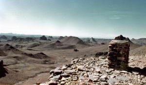 1981 - Water-clos dell'Eremita ( Altipiano dell'Hoggar 3005 mt/lm) - Algria/deserto del Sahara - Tamanrasset