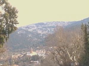 El abed (sidi Boumediène) la neige sur la montagne