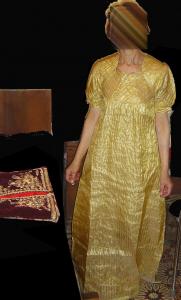 robe en mensouj tissu brode de fils d'or