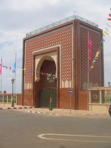 Porte monumentale, - Monumental gate