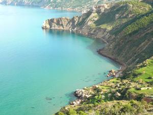 L'AARICHA PLAGE ET LA FALAISE LALA SETTI EL-BOR