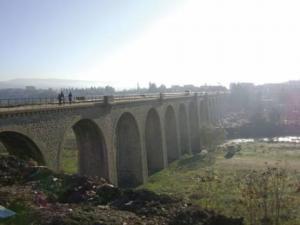 Constantine - Pont de la cité Chaâb Erssas:  Un passage stratégique menacé