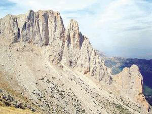 Bouira - Promotion du patrimoine spéléologique du parc du Djurdjura