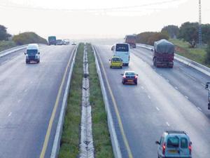 Aménagements contestés sur l’autoroute à Bouira:  «On ne vend pas nos terres agricoles à 230 DA le mètre carré»