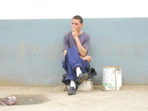 UNE ENTREPRISE CHINOISE REFUSE DE RECRUTER DES  OUVRIERS ALGÉRIENS  PARCE QU'ILS SONT DES FAINÉANTS!