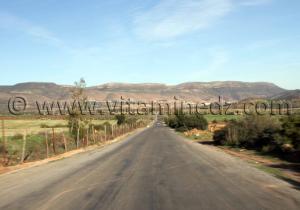 Route vers Sebdou par La commune d\'Aïn Ghoraba et ses environs  Tirmeli, Ouled Boukhris, Bouhassoun, Hafir, Aïn Djadja, Aïn Bared, Aïn Fatouh, El Heneche, Taghezza, El Oued (Boufaïla, Chaïb, Dahmana)