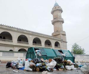 Alger - Le Mouvement de grève des communaux se poursuit:  La capitale envahie par les ordures
