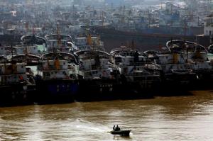 Planète - Comment la pêche chinoise pille les océans de la planète