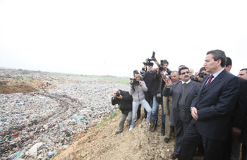 ÉVOQUANT UNE CATASTROPHE ÉCOLOGIQUE À OULED FAYET:  Amara Benyounès accuse Net Com de mauvaise gestion du CET