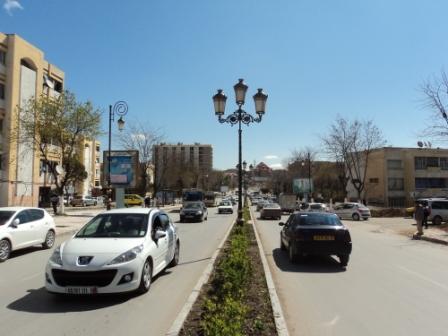 Avenue principale à Sétif