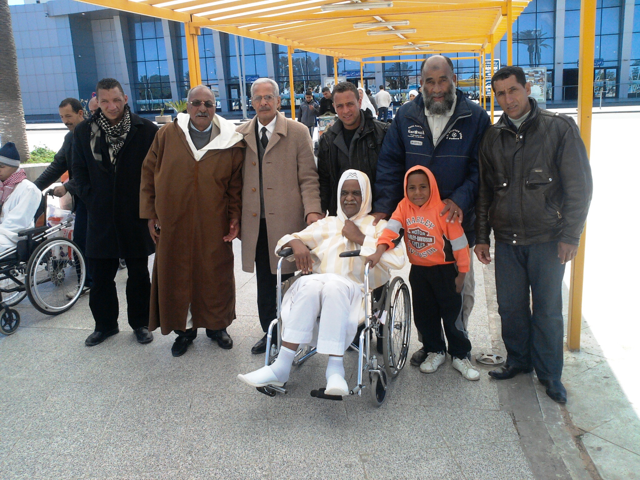 في مطار هواري بومدين