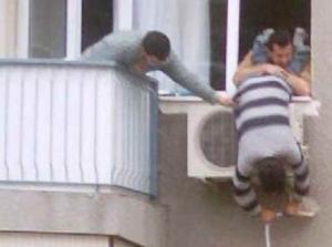 Tous les moyens sont bons