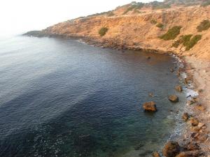 Une plage sauvage à Cap Blanc, Oran