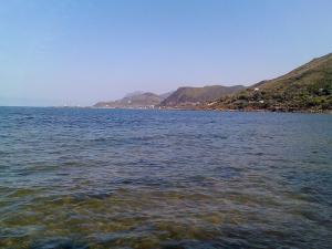 La plage de Tala Guilef, Béjaia