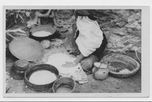 Tasourit Aïcha bent Belkacem prépare la galette !
