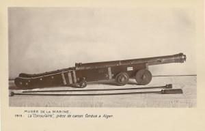 1913,  La Consulaire  pièce de canon fondue à Alger