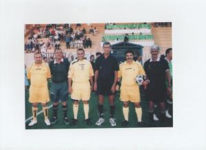 LES ANCIENS ARBITRES DE MOSTAGANEM...... C'est les plus grands sifflets de l'histoire de l'arbitrage Algérien