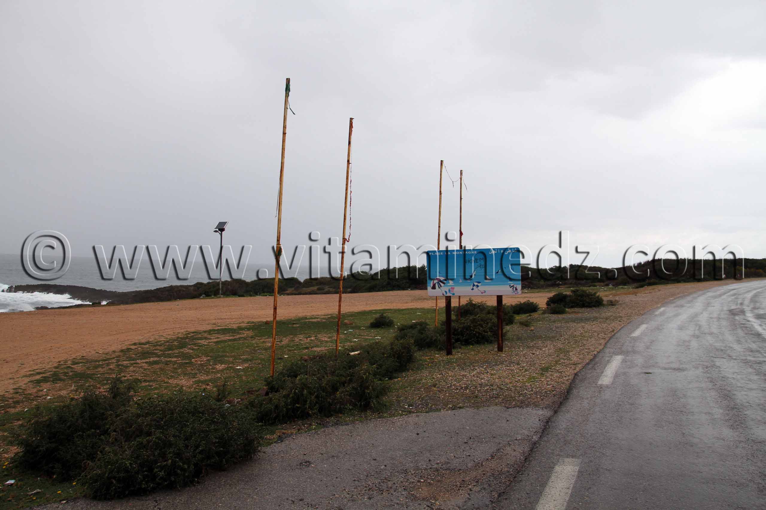 Plage de la montagne et route du littoral d'El Kala (Wilaya Tarf)