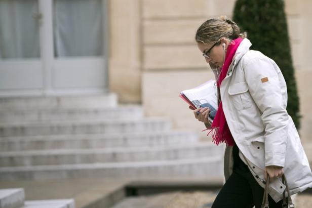 Planète - France: Vers une élimination totale des appareils contenant du pyralène