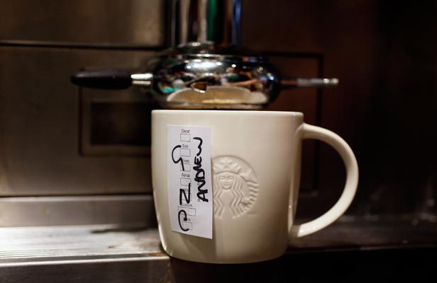 Planète - Grande-Bretagne:  Moins de gobelets en carton chez Starbucks