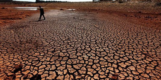 Planète - La période 1971-2000 est la plus chaude de ces quatorze derniers siècles