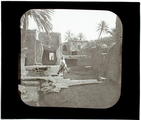 Biskra. Marabout au quartier Gadeja !