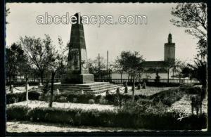 Aïn Beïda  - Monument aux morts et mosquée