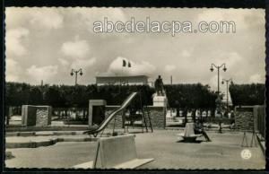 Amria (El) (Lourmel)  - Jardin d'enfants et la statue du Général de Lourmel