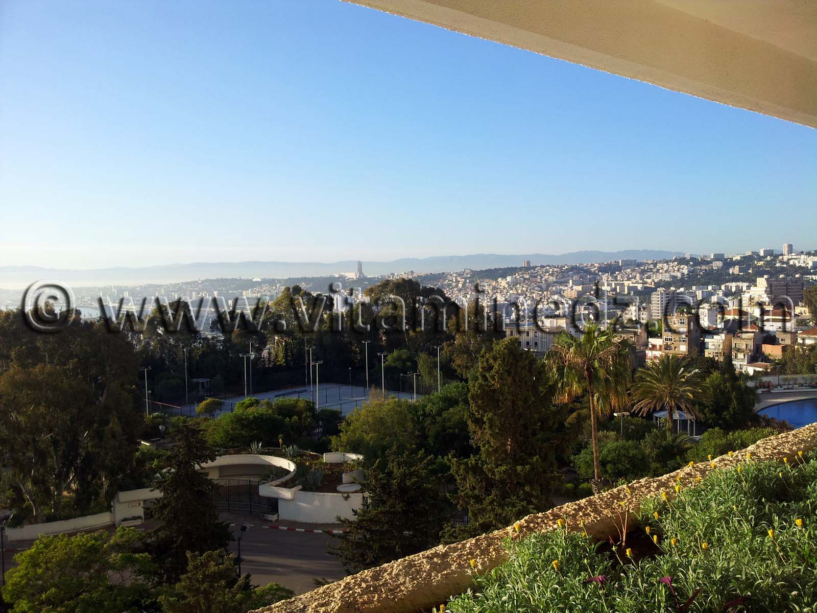 Vue d'Alger de l'hotel El Aurassi www.el-aurassi.com