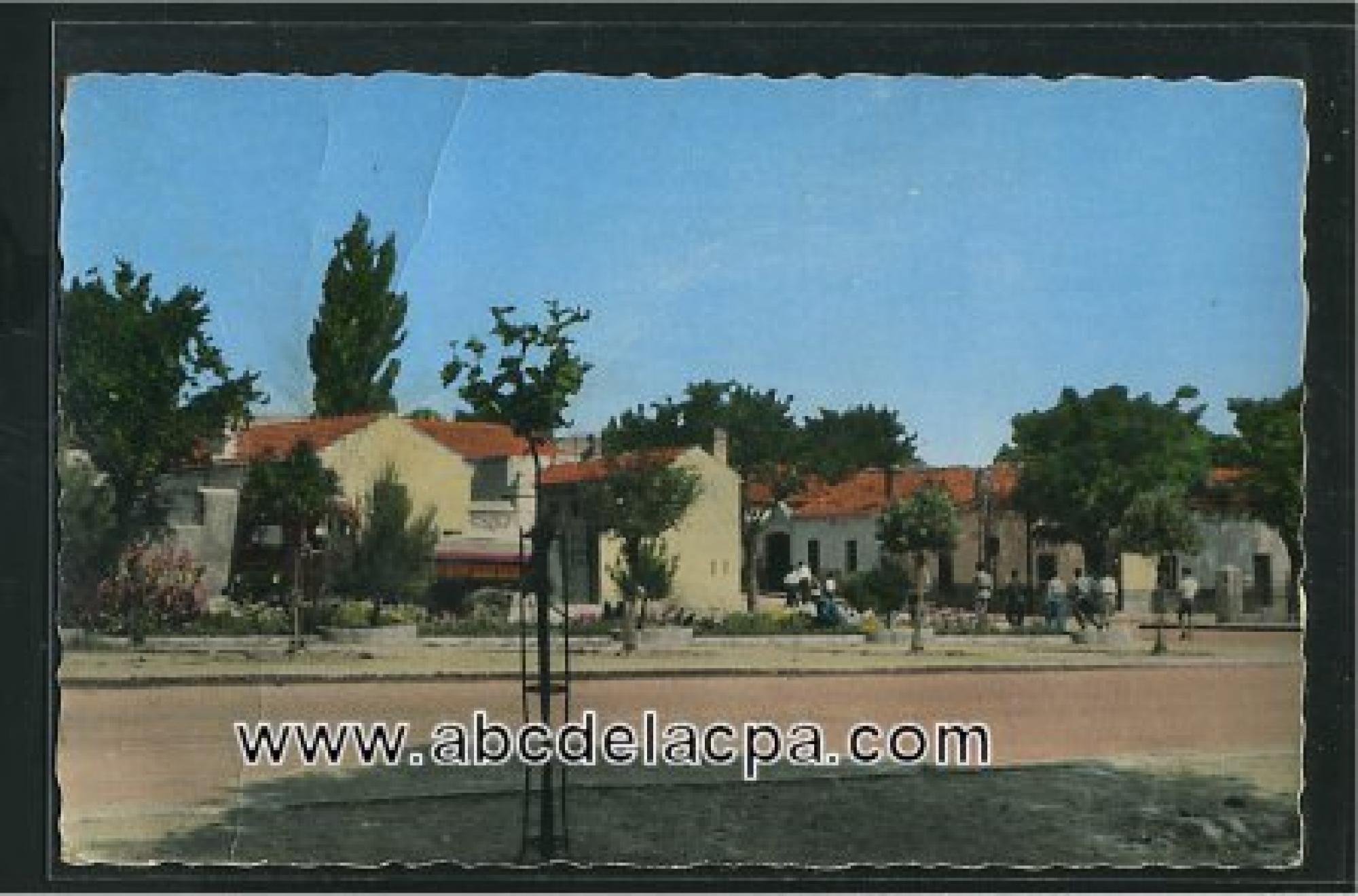 Aflou  - La rue principale et le bordj