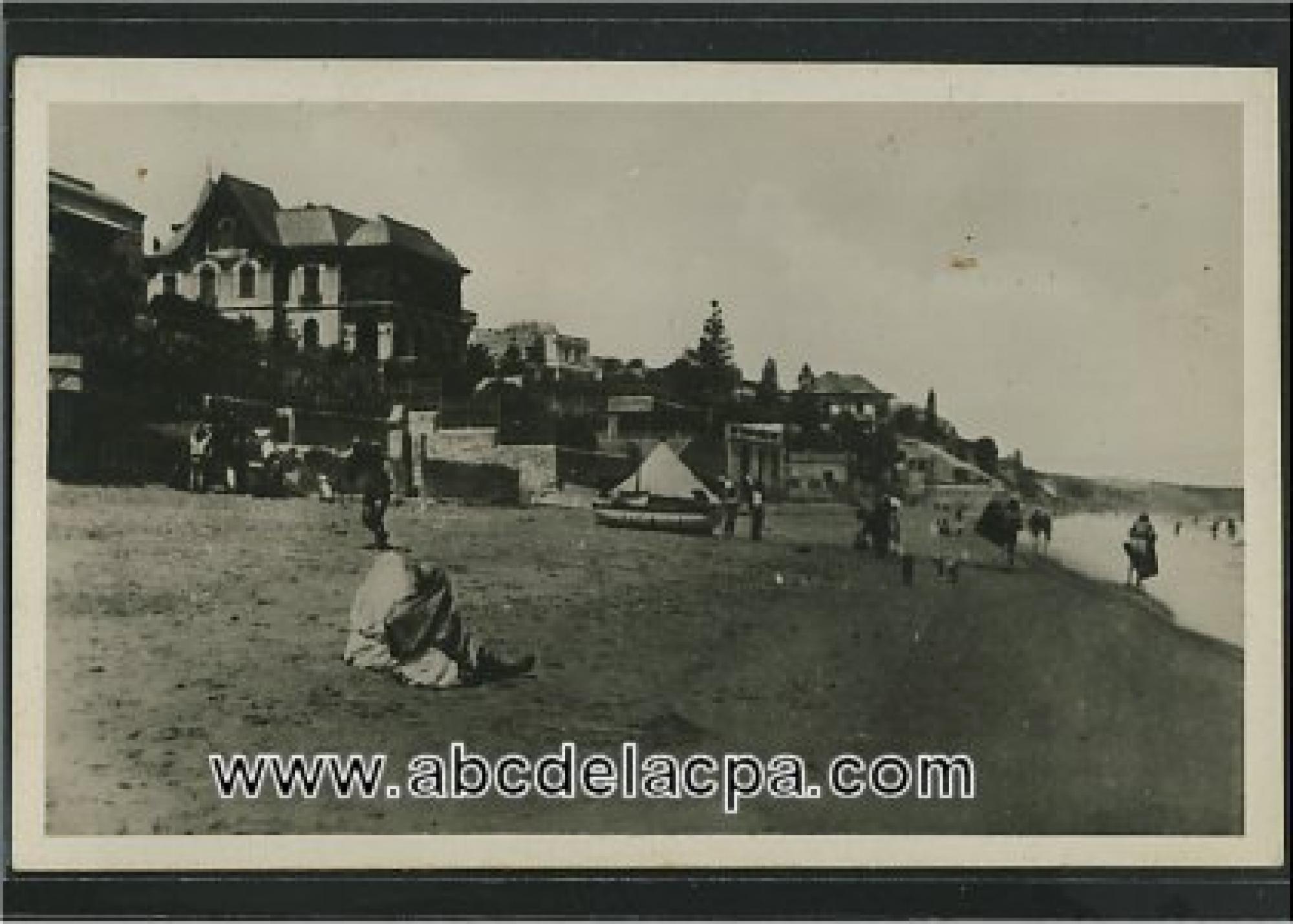 Aïn el Turk  - La plage et les villas