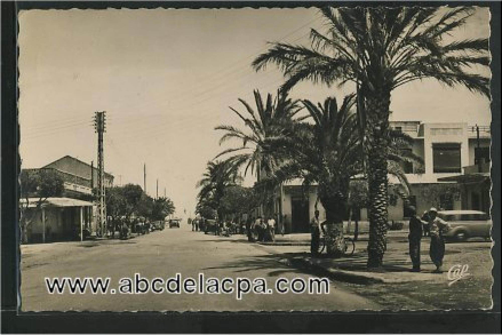 Aïn el Turk  - L'avenue du général Leclerc