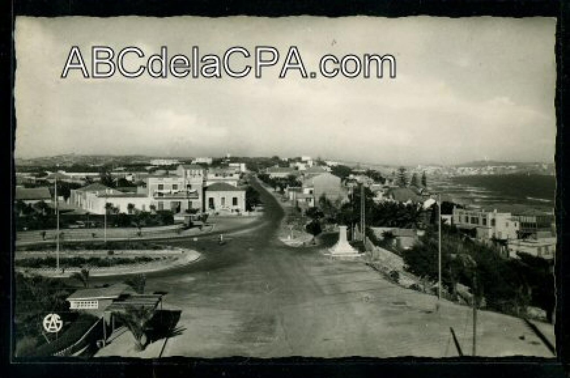 Aïn el Turk  - Place de la Victoire et Route du Cap Falcon