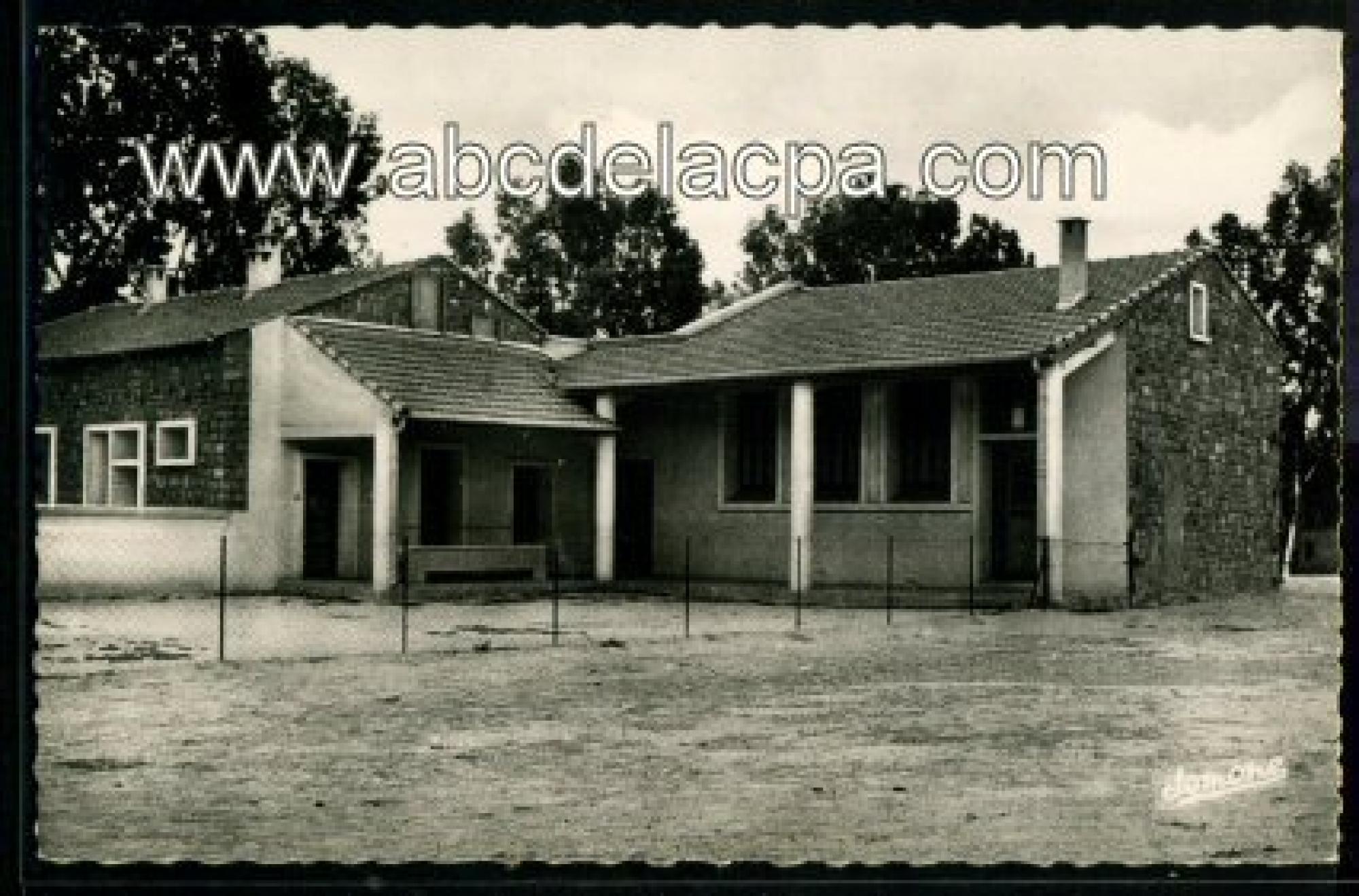 Aïn Oussera   (Paul Cazelles)  - Les écoles