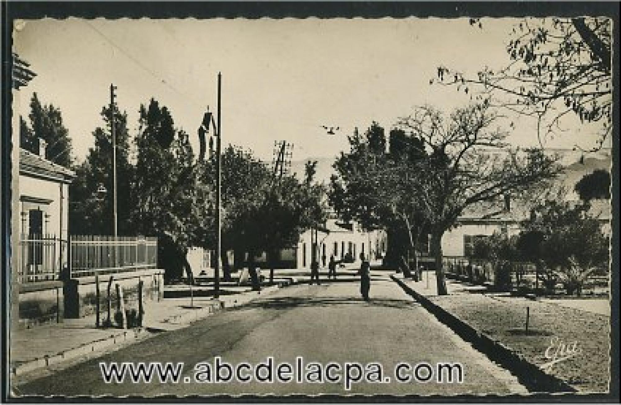 Aïn Sefra  - Rond-Point de la gare