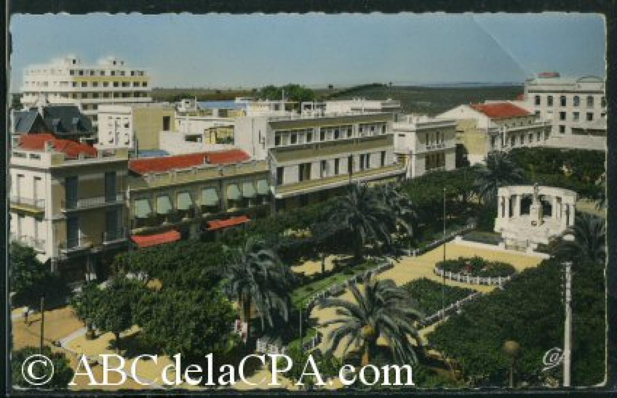 Aïn   Témouchent  - La Place Gambetta