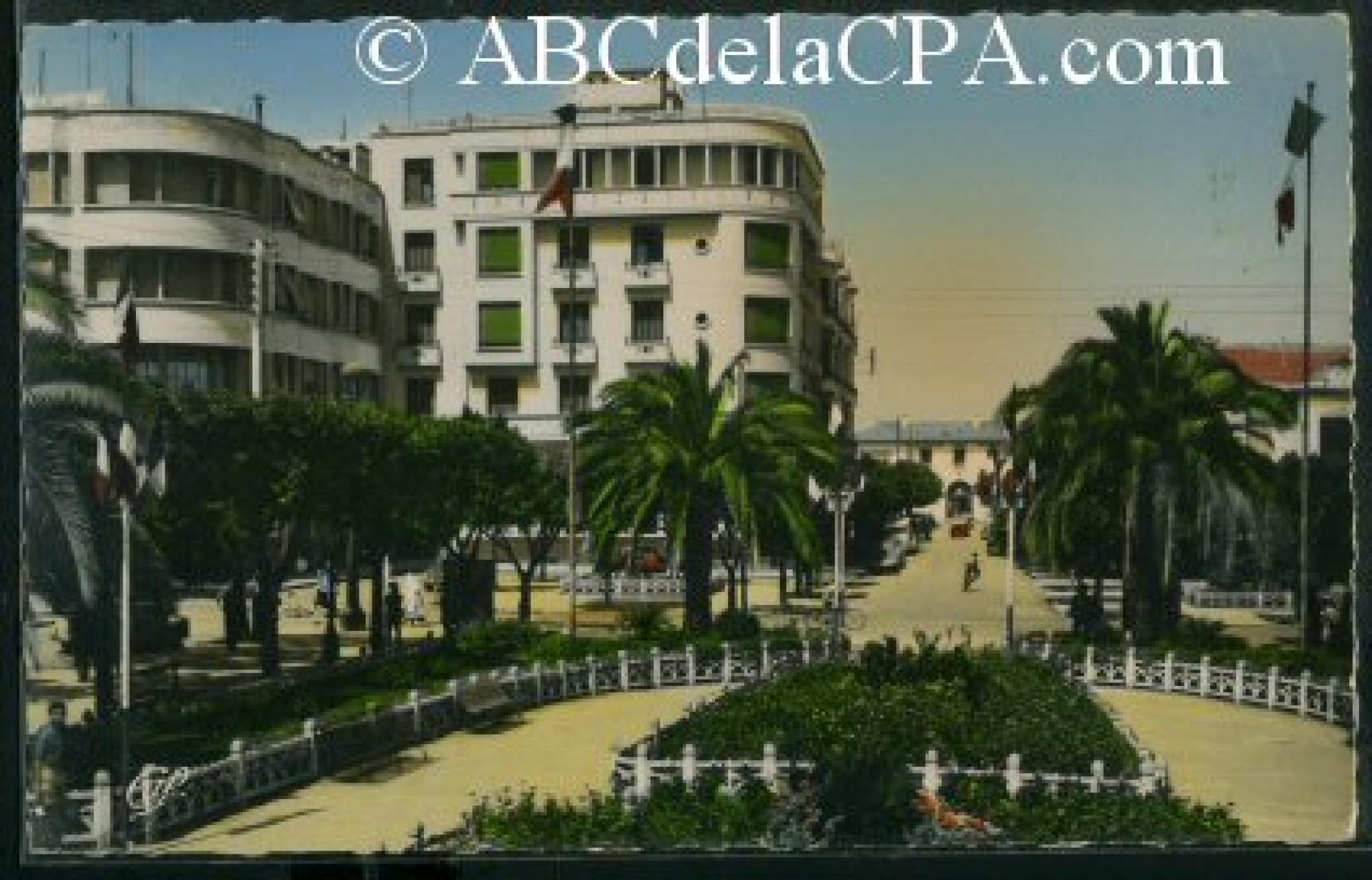 Aïn   Témouchent  - La Place Gambetta