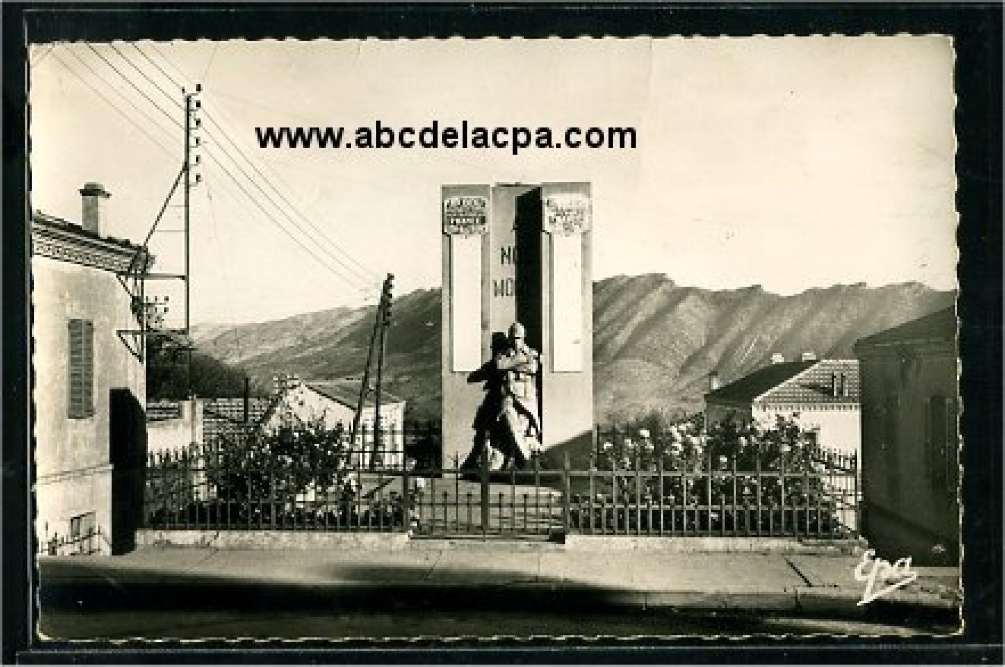 Akbou  - Monument aux morts