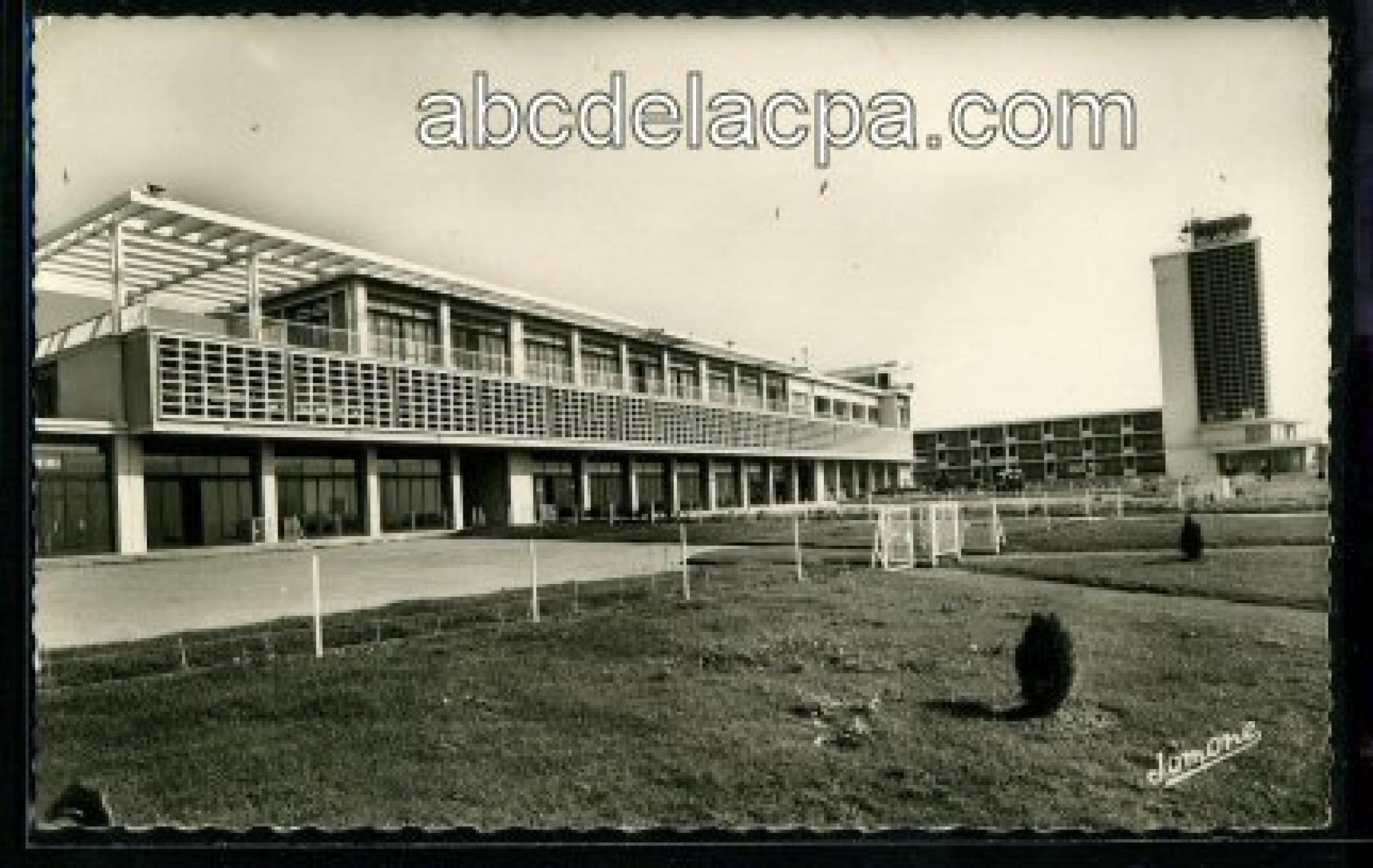 Alger -      Bâtiments  - L'aérogare de Maison-Blanche - Le restaurant 