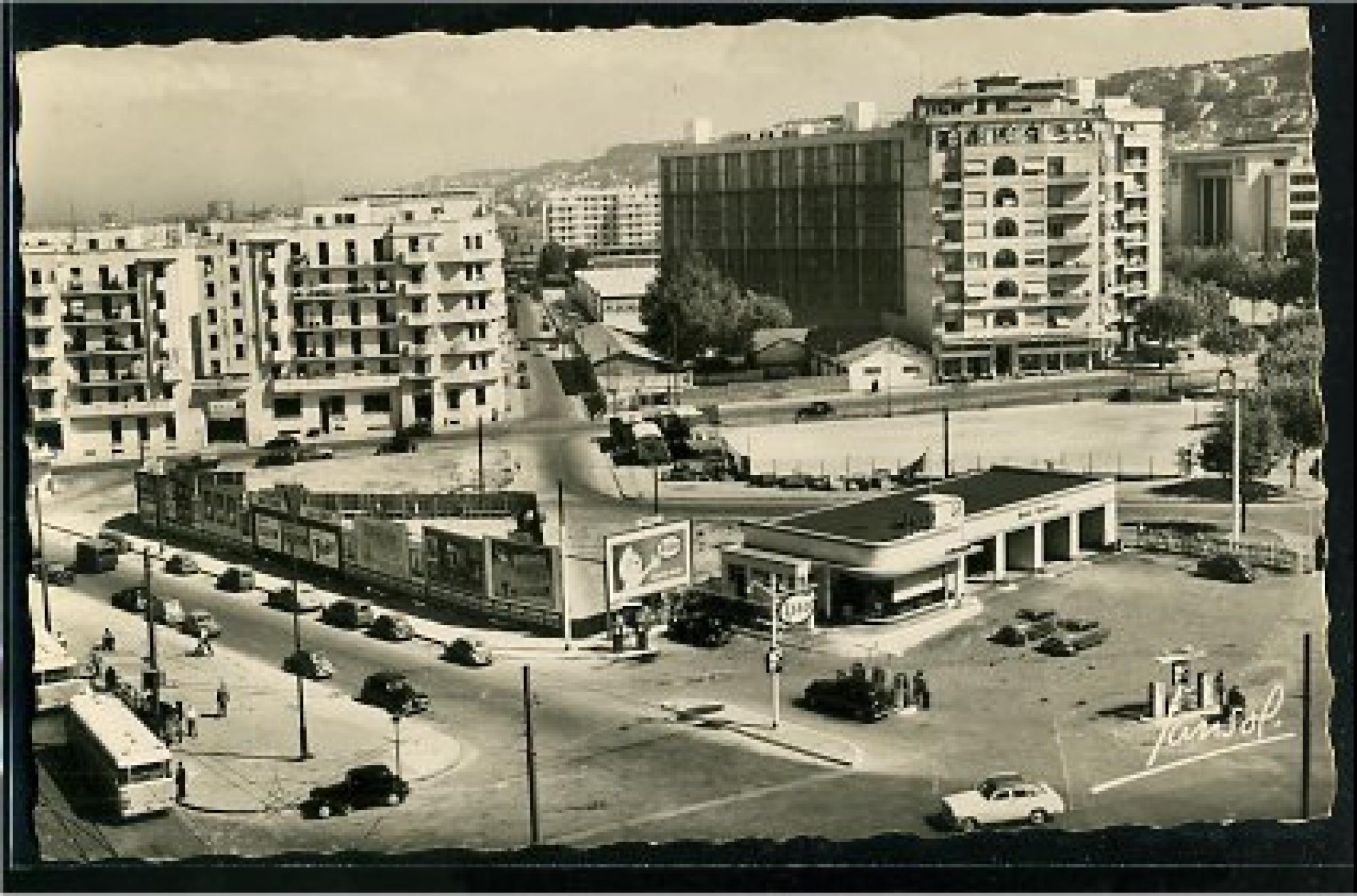 Alger - Rues  - Le champ de manoeuvre