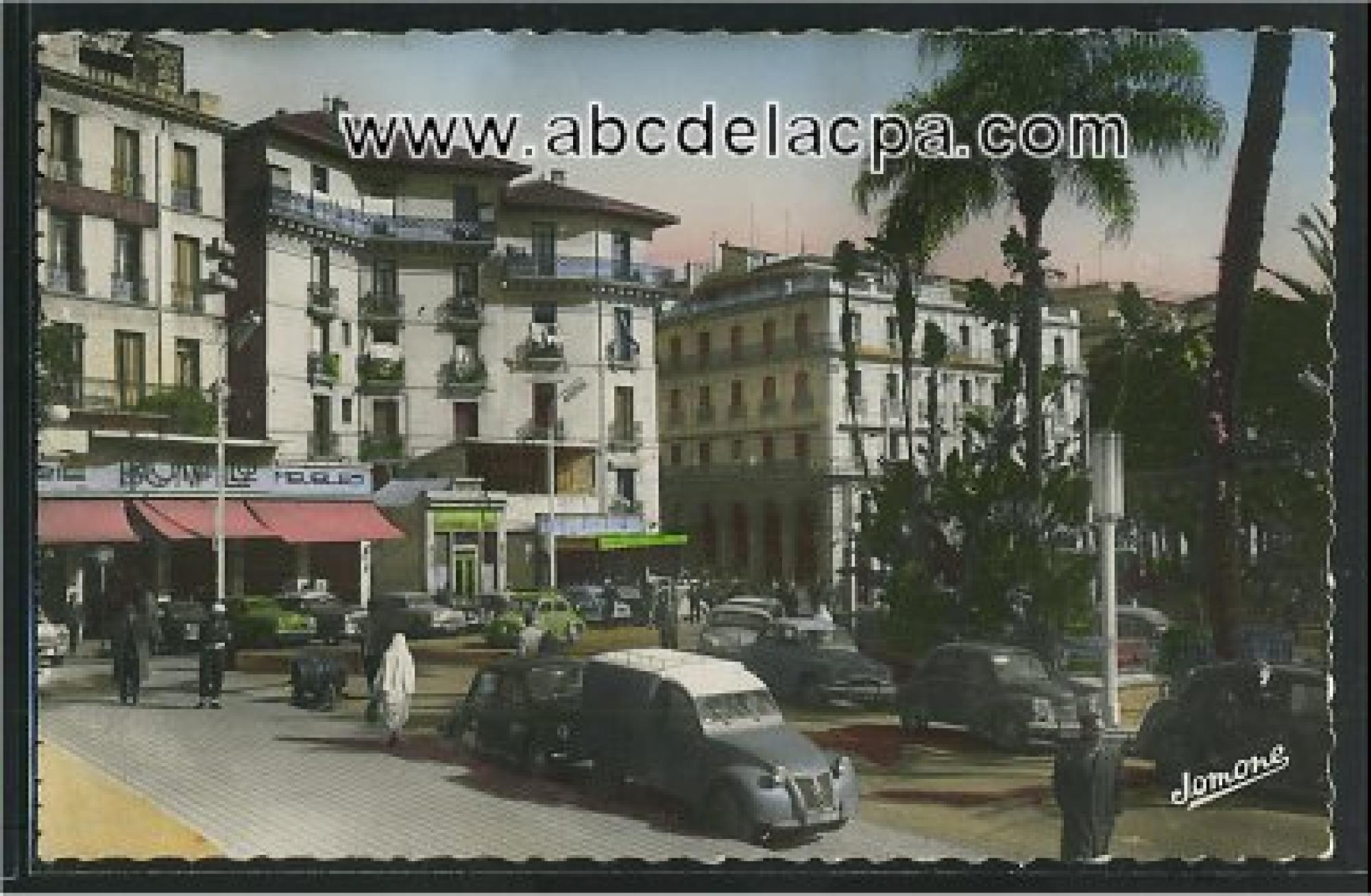 Alger - Rues  - Place de la République et rue Bab-Azoun