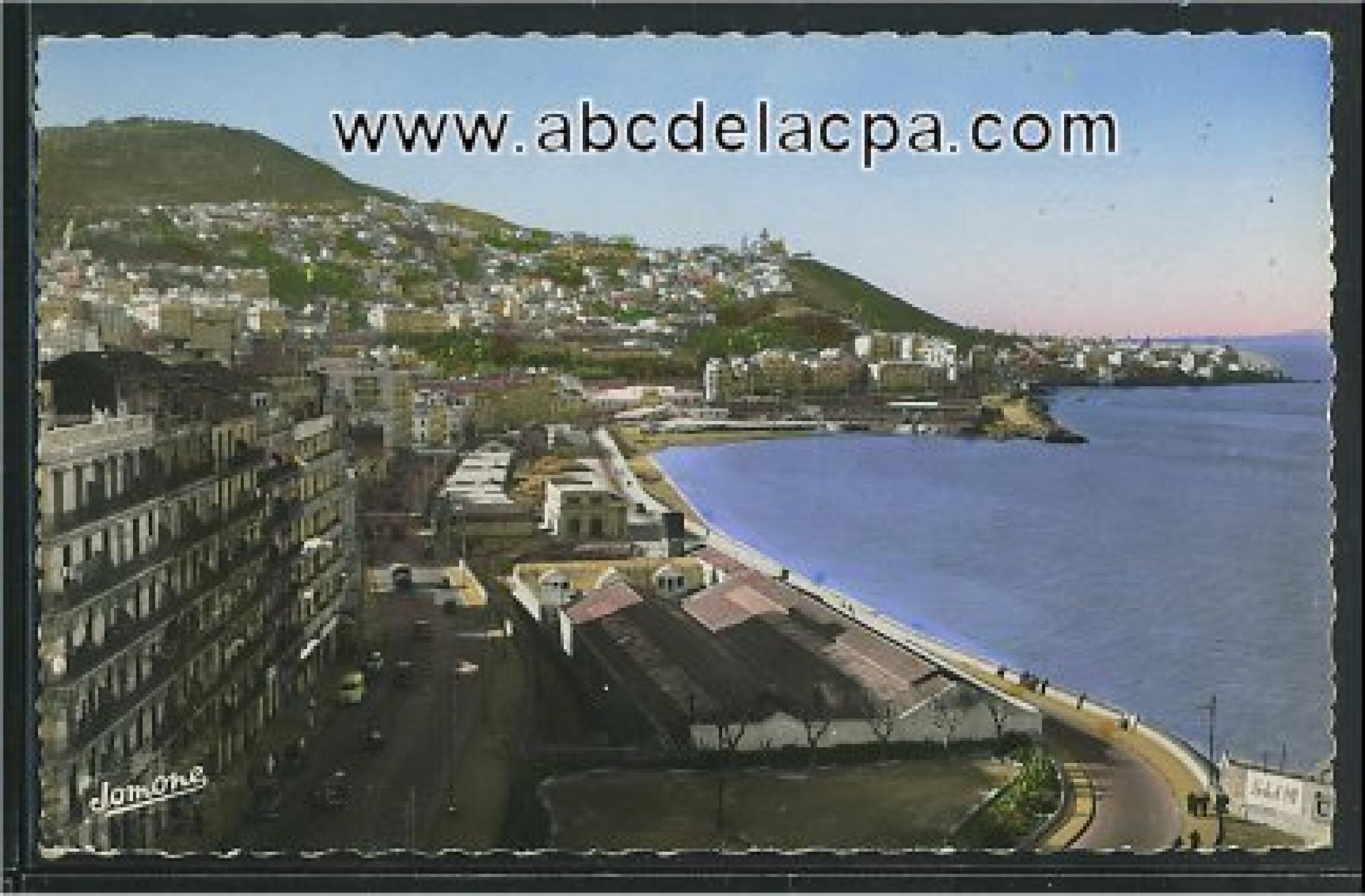 Alger - Rues  - Avenue Malakoff et la consolation